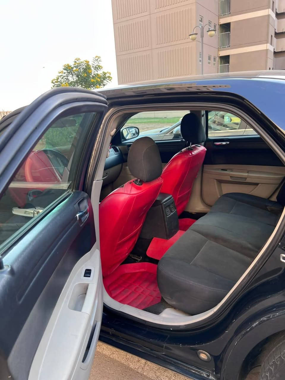 سلام وعليكم أوباما موديل 2007 للبيع سياره تخم تاير جديد تبريد تدفئه 4 قطع صبغ وتبديل كشنات كهربائي تحول مباشر تريد لسعر 105 وبيهه مجال مكانهه ديالى المقدادية ناحيه الوجيهيه أو مراوس 
*********** واتساب
