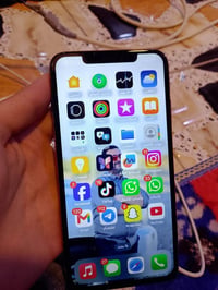 اكس ماكس • مبدل بطاريه • شاشه بلاديه