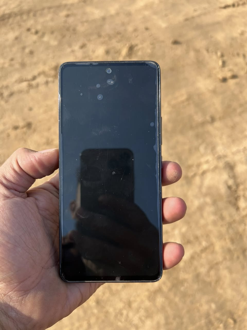 جهاز A53
ممفتوح نضيف جدآ
السعر 150 بي مجال شي قليل 
عنوان بعقوبه تقاطع الساده 
***********
