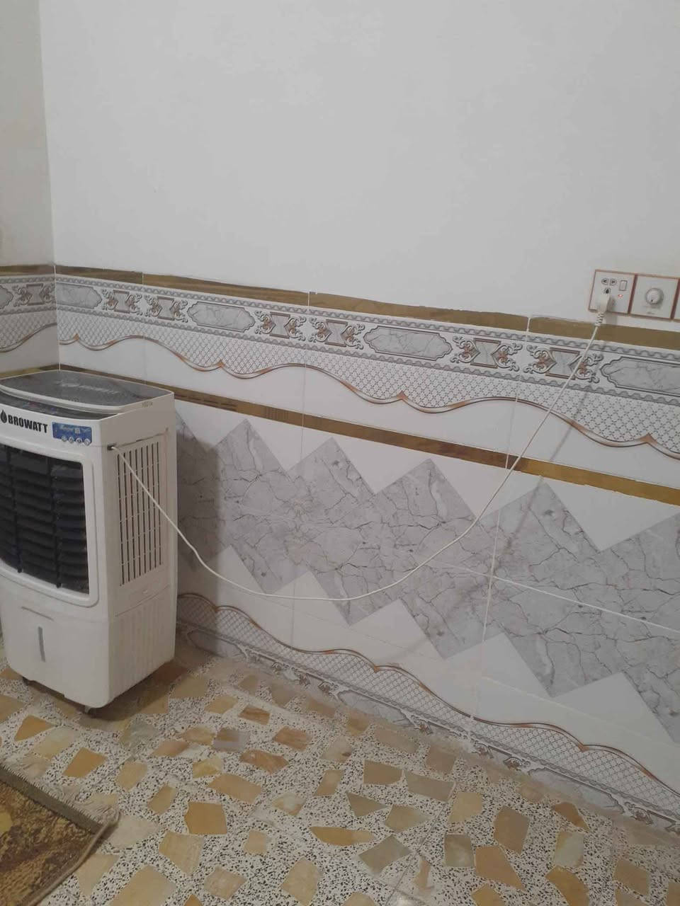 السلام عليكم مبرده للبيع مستخدمه خمسة ايام فقط السعر 80 الف وبيه مجال قليل الديوانية حى النهضه  ( *********** ) ديوانية, القادسية
