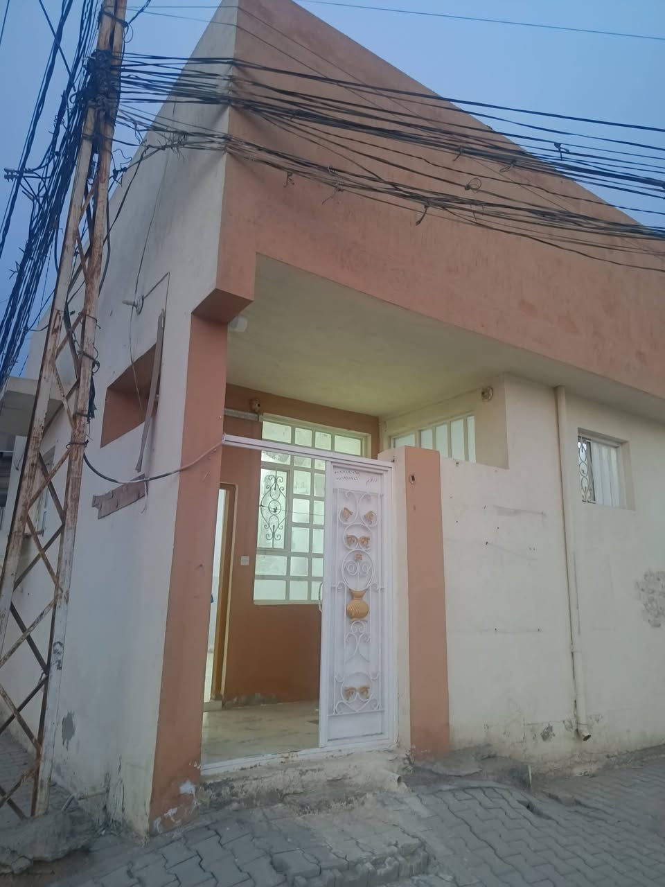 #رقم_المنشور((12))
دار #للايجار كوفه حي ميسان مساحه الدار 50 متر  يحتوي الدار ع غرفه وصاله ومطبخ وحمامات #سعر ايجار 225 صافي #الماء_والكهرباء ع صاحب الدار 
للاستفسار الاتصال او واتساب #ابوحوراء ***********//((*********** 
اتريد تبيع بيت عرصة البيت )))((للاستفسار الاتصال او واتساب #احمد *********** 
اتريد تبيع بيت عرصة الاتصال او مراسلتنا عن طريق الصفحة
