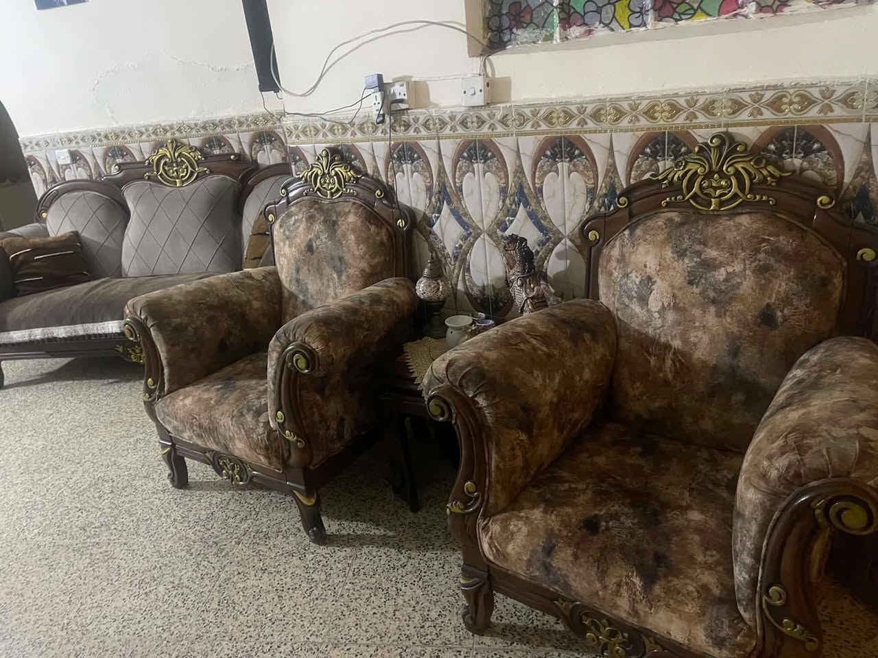 تخم ملكي خشب اصلي درجه اولى
قنفات عدد2
كراسي عدد4
بغداد البنوك


**إذا كنت صاحب هذا الإعلان وتريد حذفه لأي سبب، رجاءا أرسل رسالة إلى الدعم الفني**