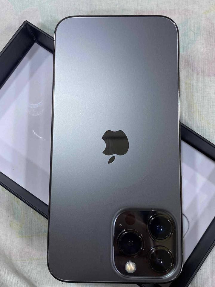 ايفون 13ابرو مكس البيع شرط ميعبر هوه كله بلادي كمل ملحقتها كارتون وشاحنه كله بلادي بطاريه 96  السعر 750وبيه مجال قليل مكاني كركوك حي العسكري رقم موبايل ***********
