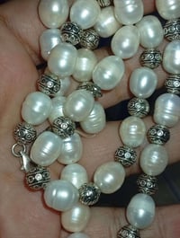 عقد لؤلؤ طبيعي • مجوهرات • اكسسوار