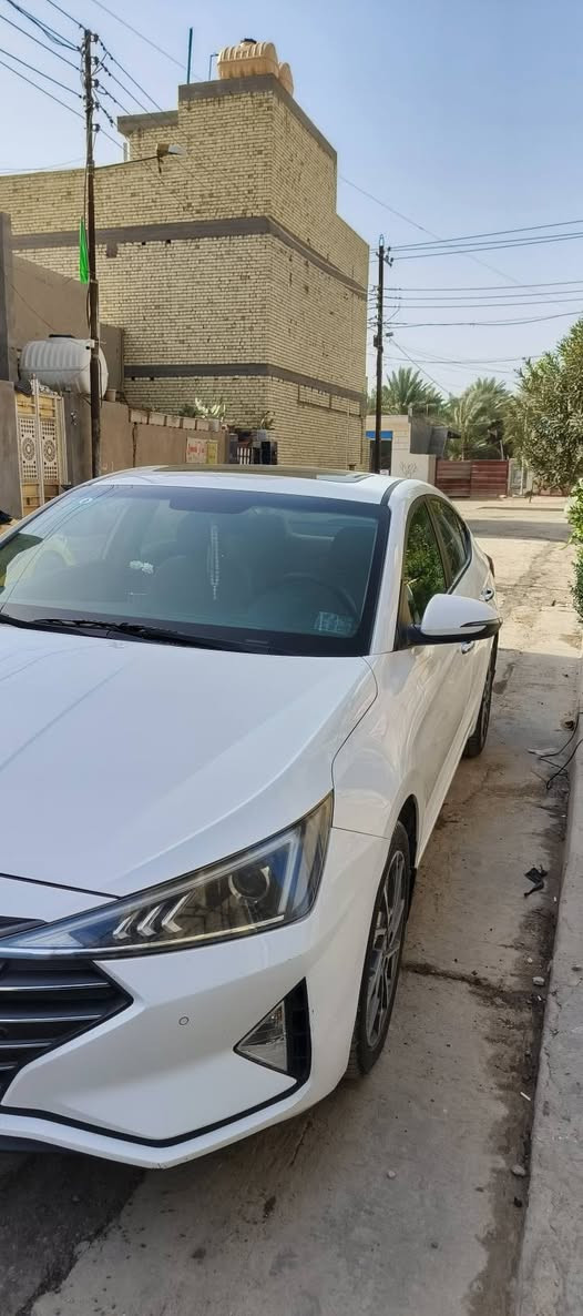 السلام عليكم النترا خليجي 2020 محرك 2000 دوش 
ماشية 81 الف هزة جديدة وتحويل مباشر السعر 175 
الرقم ***********
