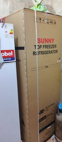 ثلاجات ٢ • ٢٢ قدم • مستعمل شهرين