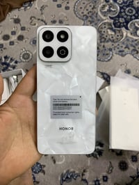 هونر x7c جديد استخدام قليل كامل الملحقات ذاكره256 رام 16 للتواصل موجود...