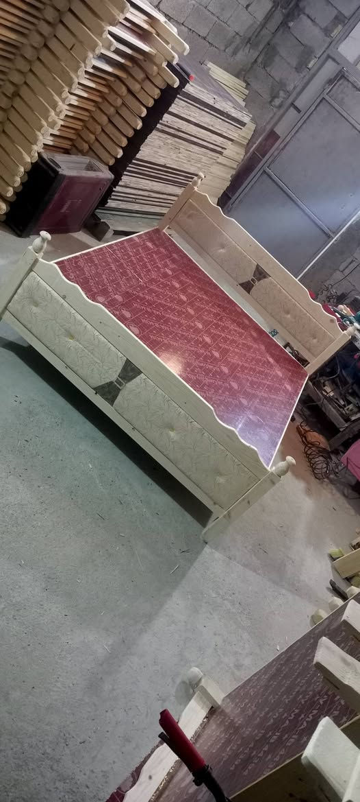 شغل درجة اولئ توجد خدمه توصيل تواصل واتساب… ***********
