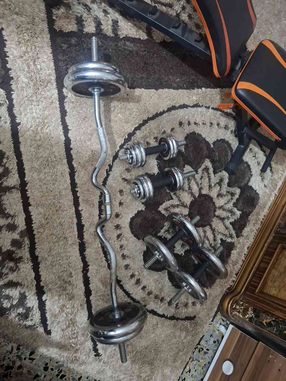 سلام عليكم للبيع شلع مكان الغزاليه  السعر ١١٠ ***********
