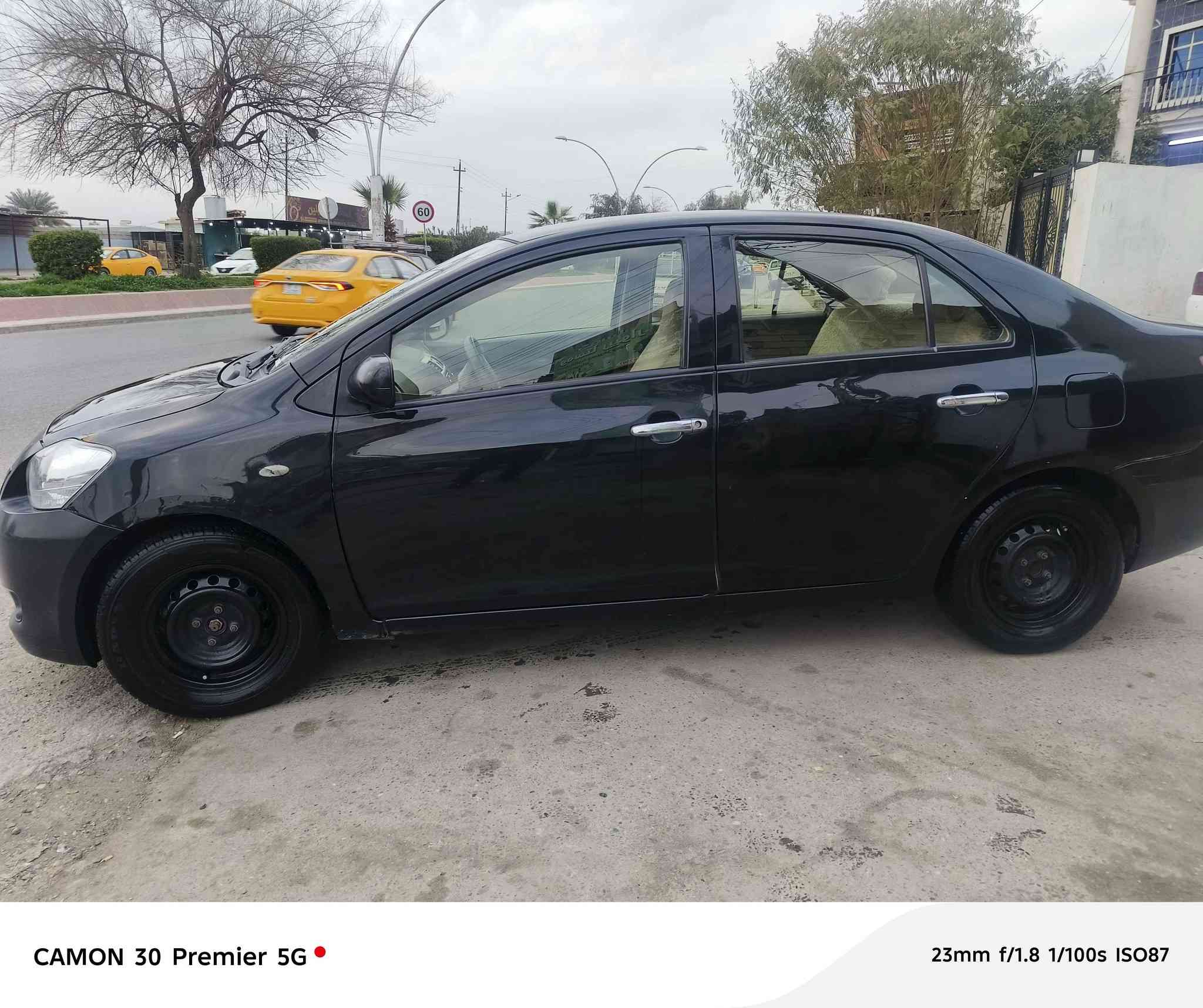 يارس ٢٠١٣  خليجي مكينه حجم كبير تايرات جديدة تبريد شغال جير مكفول  السعر ٧٨ ورقة السنوار مرفق مع الصور 
*********** كركوك, العراق
