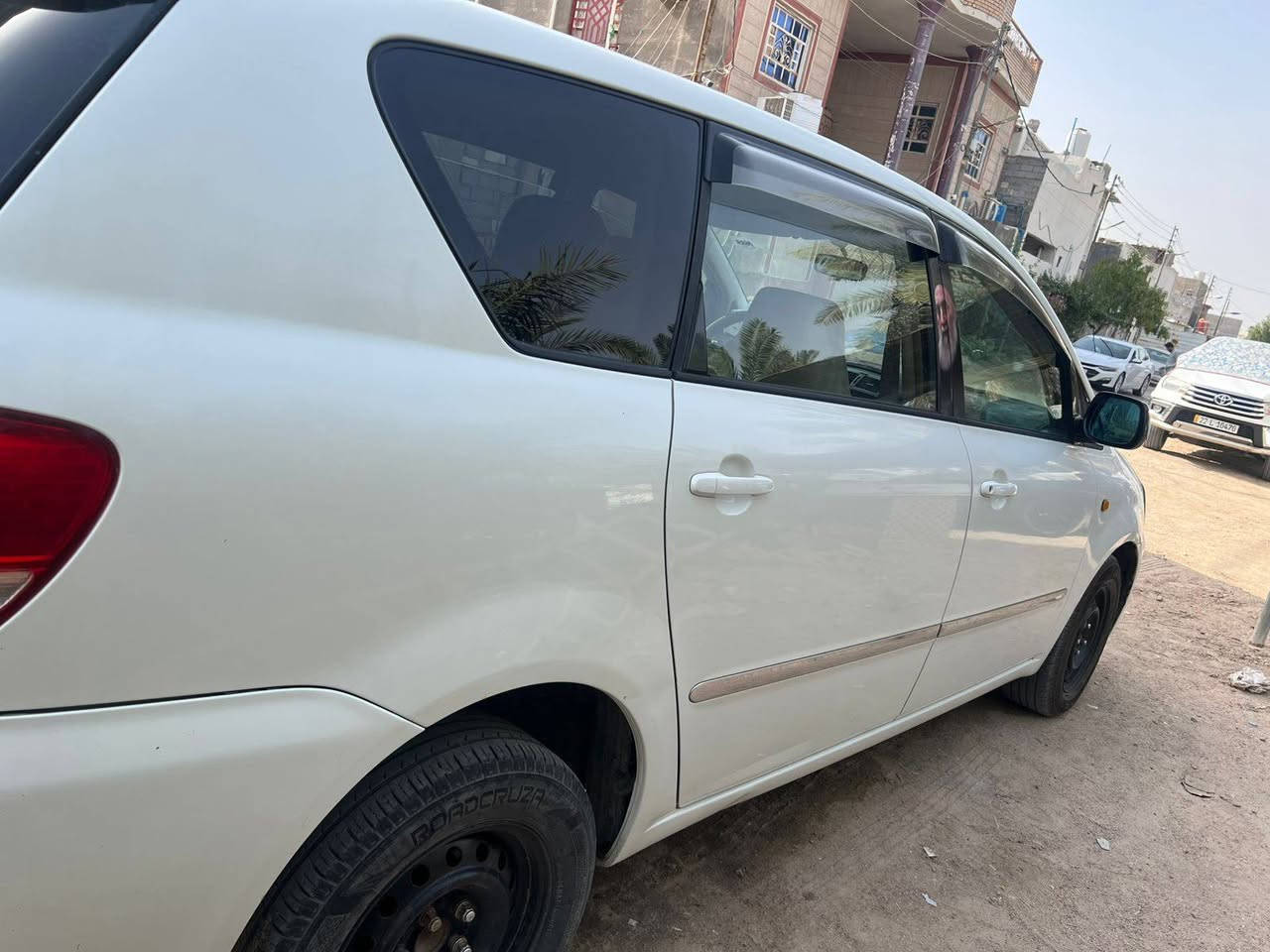 ابصم سياره جاهزه من كلشي حداديه جديده تبريج ثلج سيلره مكفوله رقم بصره بسمي سعر 130بيها مجال رقم الهاتف ***********
