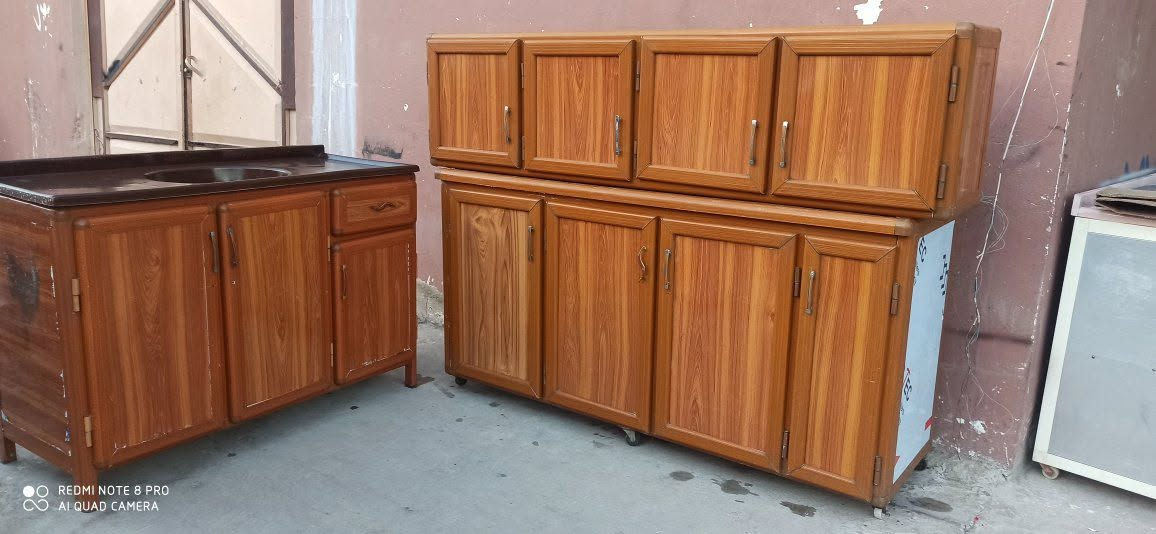 للبيع كاونتر شغل ثقيل ارضيه متر 90 ملحق مترين سنجي جرانيت متر 30 مكان موصل راشديه سعر 265 بي مجال رقم ***********.                                                   ***********
