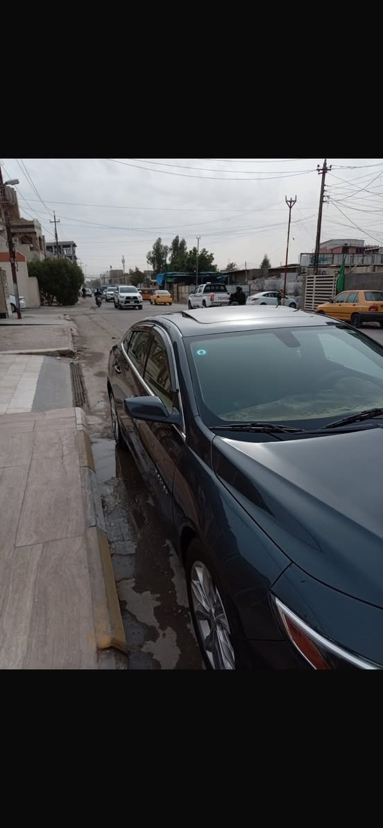 سلام عليكم ماليبو 2021 سيارة جديدة وعلى وضع الشركة بانوراما بصمة كشن كهرباء سيارة جاهزة من كولشي كير ومحرك على وظع الشركة السيارة بسمي تحويل ثاني يوم 
مكانهة بغداد البلديات 
*********** 
السعر 115 وبيهة مجال 
حادث بسيط والصور مرفقة بالمنشور
