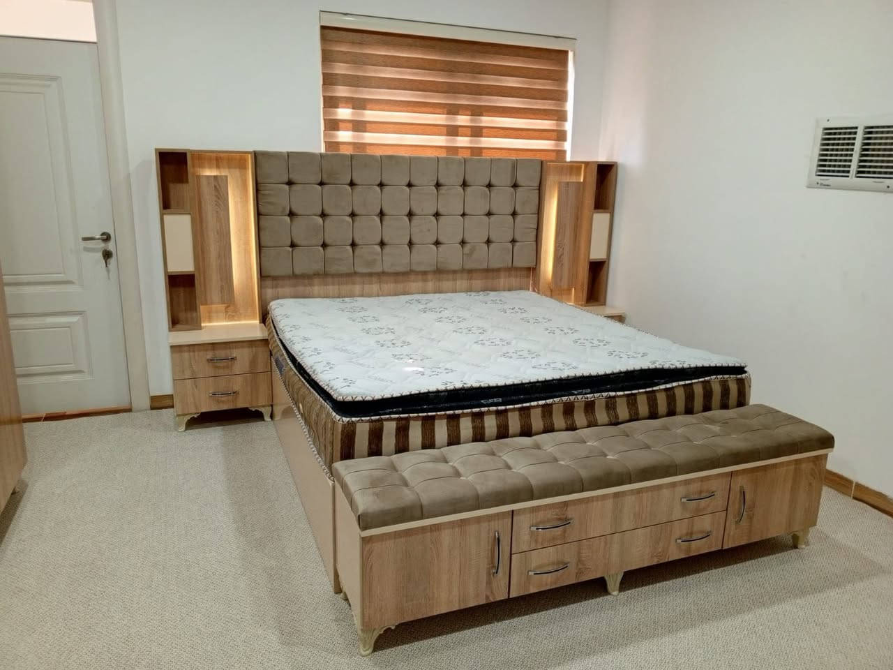 غرف نوم متوسط وضخمه نعمل حسب طلب الزبون اللون والموديل ونوع الخشب تبدأ الأسعار من مليون و250 حجز خاص أو زيارة المعمل داخل كركوك تفاصيل أكثر مراسلة عبر ال Messenger ￼


**إذا كنت صاحب هذا الإعلان وتريد حذفه لأي سبب، رجاءا أرسل رسالة إلى الدعم الفني**