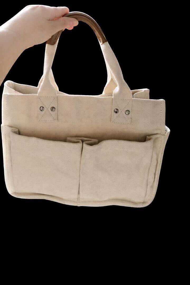 السلام عليكم
بنات هذولا للبيع الجنط اثنينهم ب٥ مملبوسين 
العبايه ب١٥ الف مستخدم قليل جدا نظافه ١٠٠٪؜ 
الحذاء اخذتو ب٢٥ اريدو ب١٥ جديد اخذتو وطلع كبير عليه يلبس ٣٨ و٣٩
الي يريدهم يرسلني الي ياخذهم شلع احسبهم ب٣٠ يعني الجنط يطلعون بلاش


**إذا كنت صاحب هذا الإعلان وتريد حذفه لأي سبب، رجاءا أرسل رسالة إلى الدعم الفني**