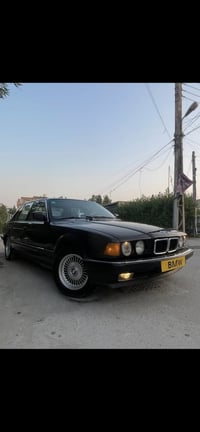 للبيع 740 اصل موديل 93 بدون حادث وخياس كير ومكينة جدد حدادية امامي وخل...