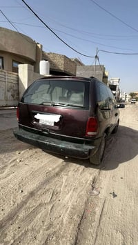 دوج موديل 1997 35 وبيها مجال سنويتها ساقطه  محوره مكينت كامري    07902...