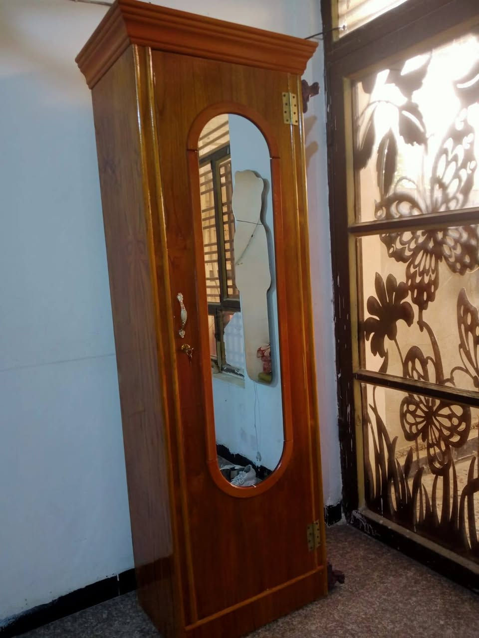 السلام عليكم ورحمة الله غرفة نوم عراقي للبيع العنوان دورة قرب ابو طيارة السعر ٧٠٠مجال قليل الغرفه نضيفه كلش استخدام قليل
للتواصل # ***********
