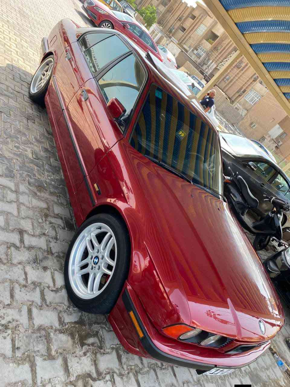 السلام عليكم ورحمة الله وبركاته 🌹
للبيع فقط — BMW 525 فول مواصفات، سيارة نظيفة ومرتبة مال جناي، والفحص خير برهان، تعجبك تتدلل وما تعجبك صلِّ على النبي واعبر 🌹
🚘 المواصفات:
BMW 525
موديل 1992
رقم بغداد
مسكر عدل مرغوب
فتحة سقف
كشنات كهرباء
كير ومكينة مكفولات شرط الفحص
منظومة زنون
تبريد ثلج ❄️
حرارة نص مع التبريد وماكو أي مشكلة حماوة
بدون ضربات أو خياس
ويلات M رياضية
السيارة مسويلها إدامة كاملة قبل شهر
💰 السعر: 7300 دولار
وبي مجال بسيط للجناي للجادين
📍المكان: الأنبار / قضاء هيت
📞 ***********

