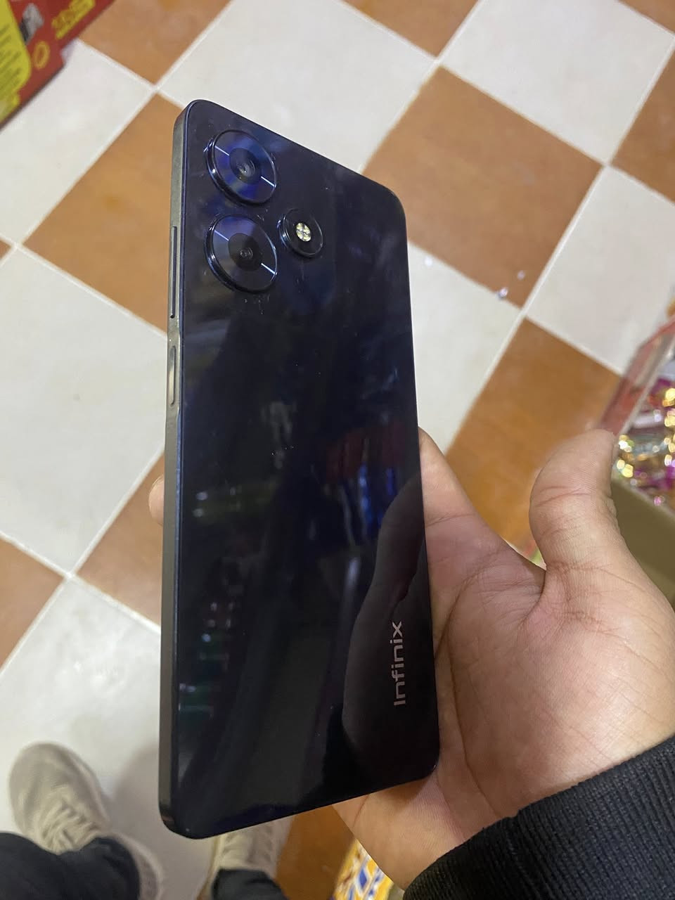 للبیع موبایل ئینفنئیک هوت ٣٠ زاکرە ٢٥٦ رام ٨ موبایل بشرط مامفتوح مكان كركوك رقم موبايل ***********
