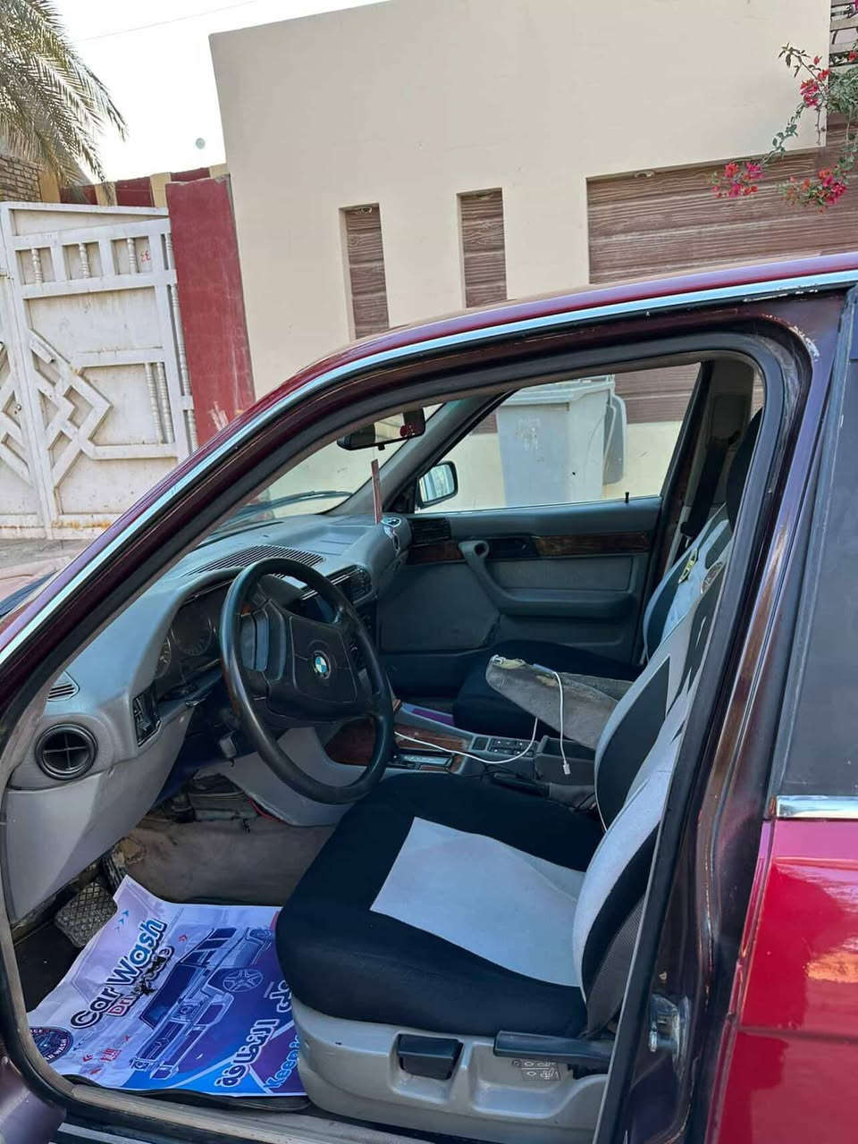 BMW  525i
مسكر فانوس 
وارد يابان 
مكينه وكهربائيات  وحداديه مكفوله 
السياره خير من الله ما عايزه شيء  
رقم سليمانيه جديد
 المالك موجود ب النجف يداور او وكاله 
مصبوغه  جديد

***********

السعر 50$
