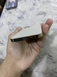 آيفون ١٢ برو • ١٢٨ جيجا • سماعه واكفه