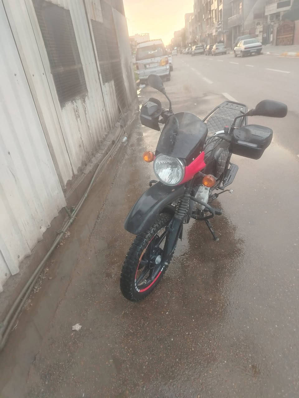 سلام عليكم بوكسر هندي 22 نازلة ب23 للبيع مستعجل
دراجة كاملة مكملة مكفولة كفالة عام من كل شي 
كير مكينة كهربائيات كلها شغالة لاتنقيص لاتبخير مكينة ناعمة سلف هندر 
تاخذها بوجهك للمرور ترقم وتطلع ع باب الله
اوراقها كاملة اصولية وانطيك رقم الوكيل مال الشركة
عارضها ب1600 بيها مجال لان عندي ظرف طارئ 
مكانها بغداد قرب جامع النداء
هذا رقمي بي واتساب واتصال 
***********
