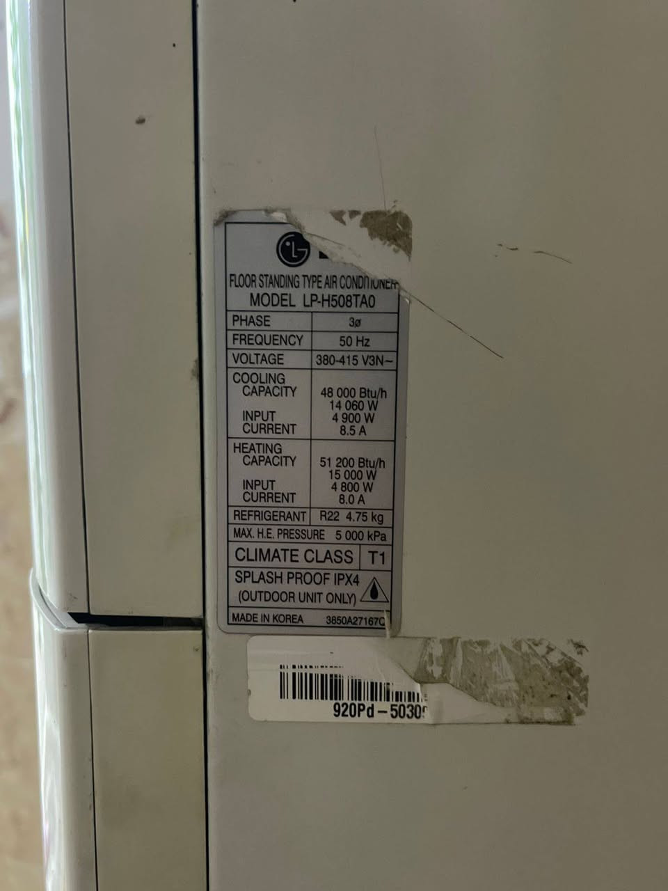 سبلت 3فيز دبل مروحه نقص غار وبنكه واكفه 
نضيف جدآ
تجي تفحص بلبيت وتفتح وتاخذه 
السعراتصل وتدلل مكان بغداد المدائن 
***********
