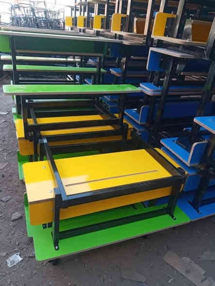 توفر جميع احتياجات المدارس والمعهد والجامعات بافضل الاسعار الممكنه جمله فقط 🔥
جميع الالوان والقياسات والاشكال 
شغل عراقي درجه اولى 
💥جمله فقط💥 
للتواصل والاستفسار على الصفحه او الهاتف والواتساب ***********
