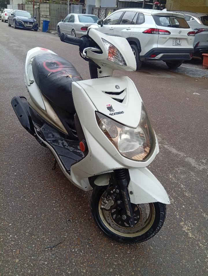 دراجة سكنس فحل نوزل خطين كولد ام الطلاعات ذهبي صارله شهر نازلة رمبة مكفولة كفالة عامة جيب فيرتية وتعال افحص كاملة اي نقث مابيه اوراق كاملة ***********
