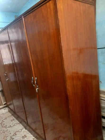 كنتور 4باب صاج توصئ الداخل عادي والظهر معاكس صاج السعر.  190 وبي مجال العنوان بغداد الكرخ تقاطع درويش البياع سوق اميمه فرع عطاريات علي خلف مي ارو الشباب.  ***********.  ***********.  بي وتساب اتصل قبل لتجي بغداد
