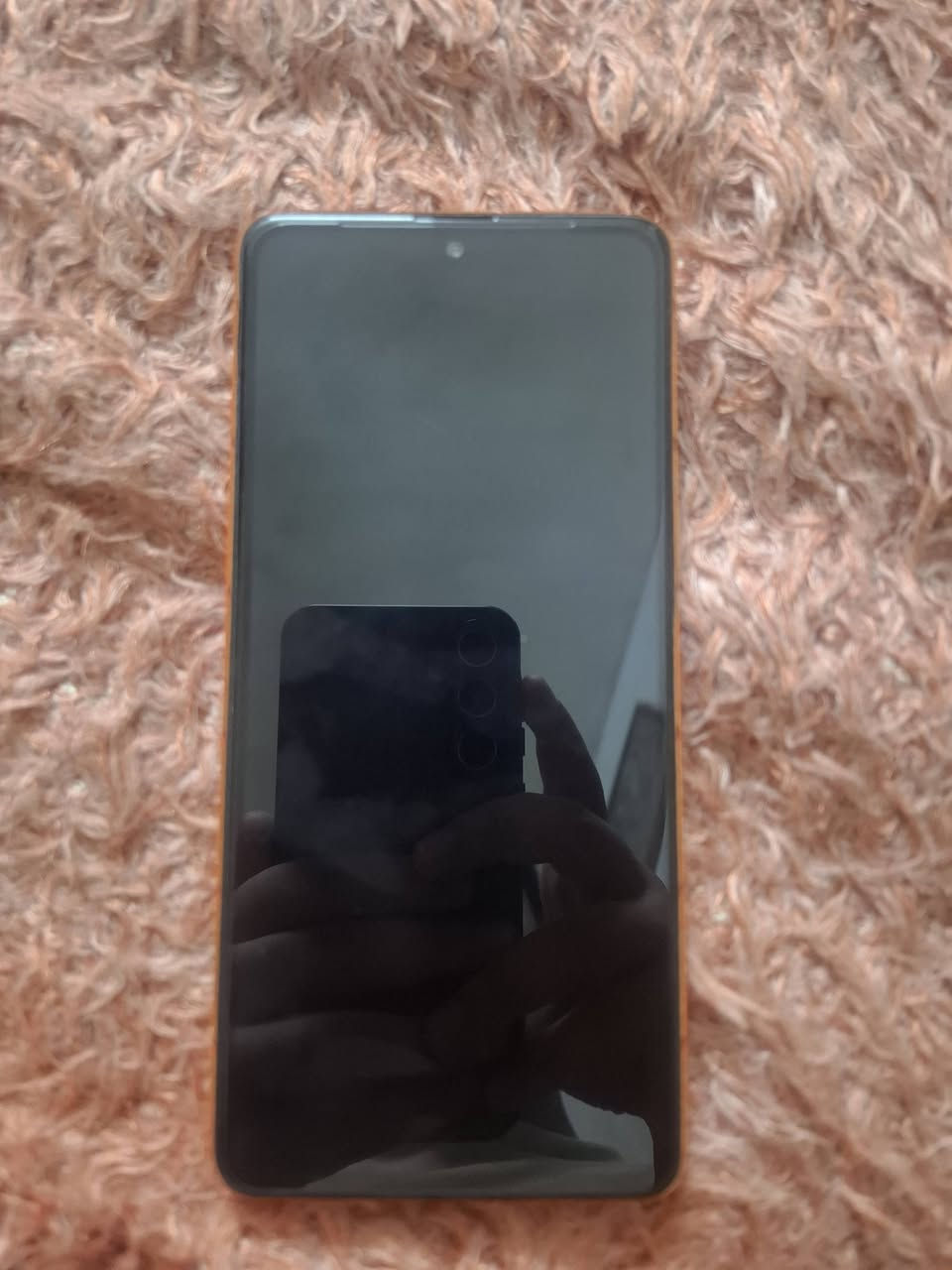 السلام عليكم، للبيع جهاز سامسونج Galaxy M62 مستعمل.
الذاكرة: 128 جيجابايت.
​حالة الجهاز: نضيف. 
​بدون ملحقات. 
​ بطارية عملاقة 7000 ملي أمبير 
​السعر: 175,000 
العنوان الحسينية الراشدية


**إذا كنت صاحب هذا الإعلان وتريد حذفه لأي سبب، رجاءا أرسل رسالة إلى الدعم الفني**