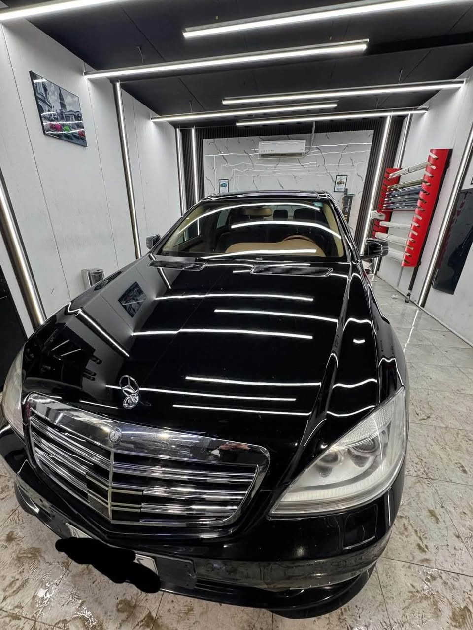 مرسيدس S500 موديل 2007 محدثة 2013 للبيع او المراوس
رقم بغداد 
مكان السيارة في محافظة بابل - حي الصحة 
مواصفات السيارة معروفة 
لمعرفة كافة التفاصيل التواصل عبر الواتساب ***********
