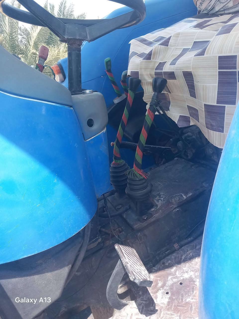 نيهولند حجم 80 تك كفاله عامه فقط رنكات منزليلها باقي كفاله عامه رقم قادسيه بسمي تحويل مباشر 
مكان نجف عباسيه***********.           ***********
