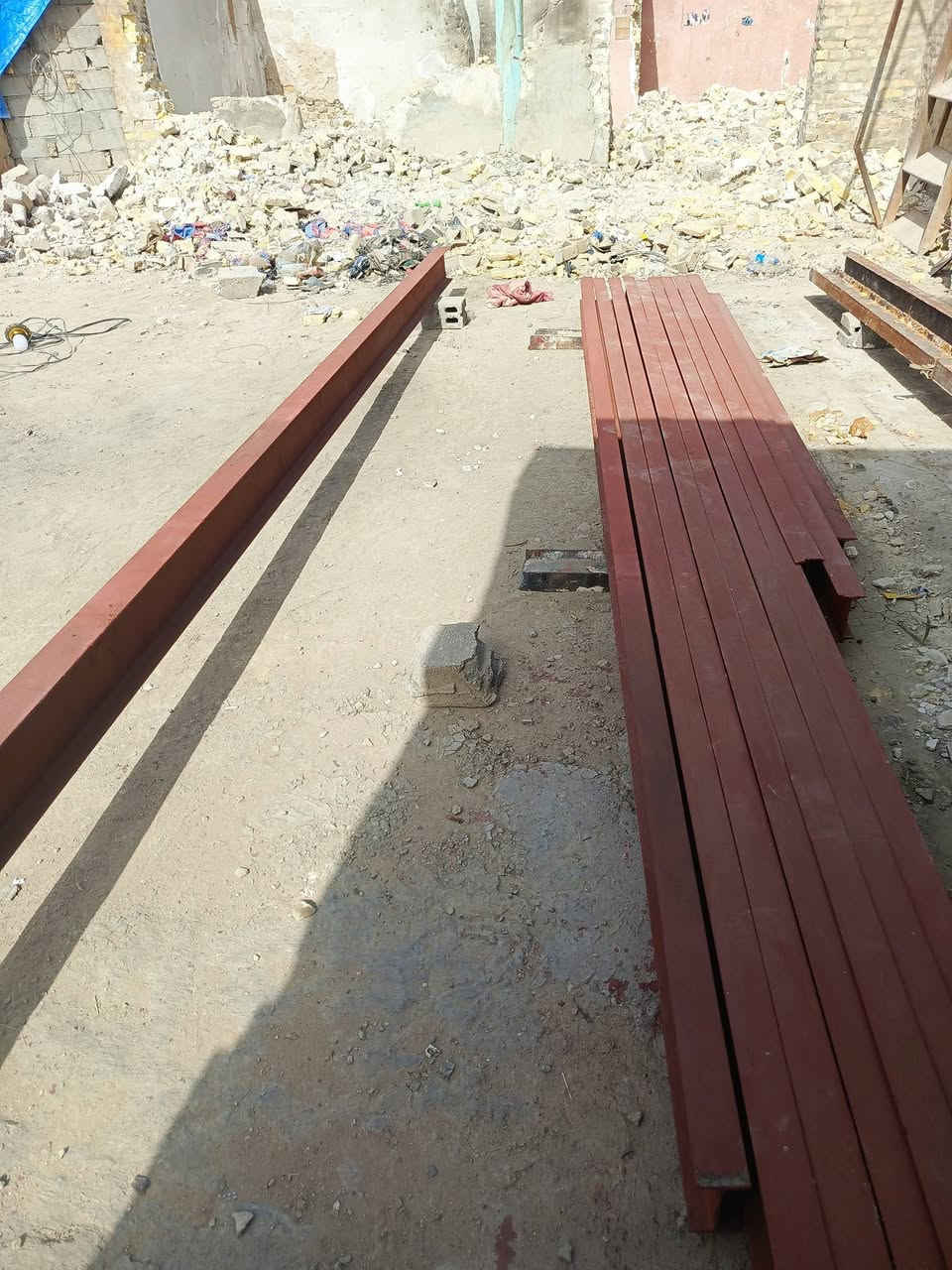 السلام عليكم البيع شيلمان نظافه ١٠٠ ٪
حله عوفي قرب معمل الغاز الاهلي 
الاتصال ***********
