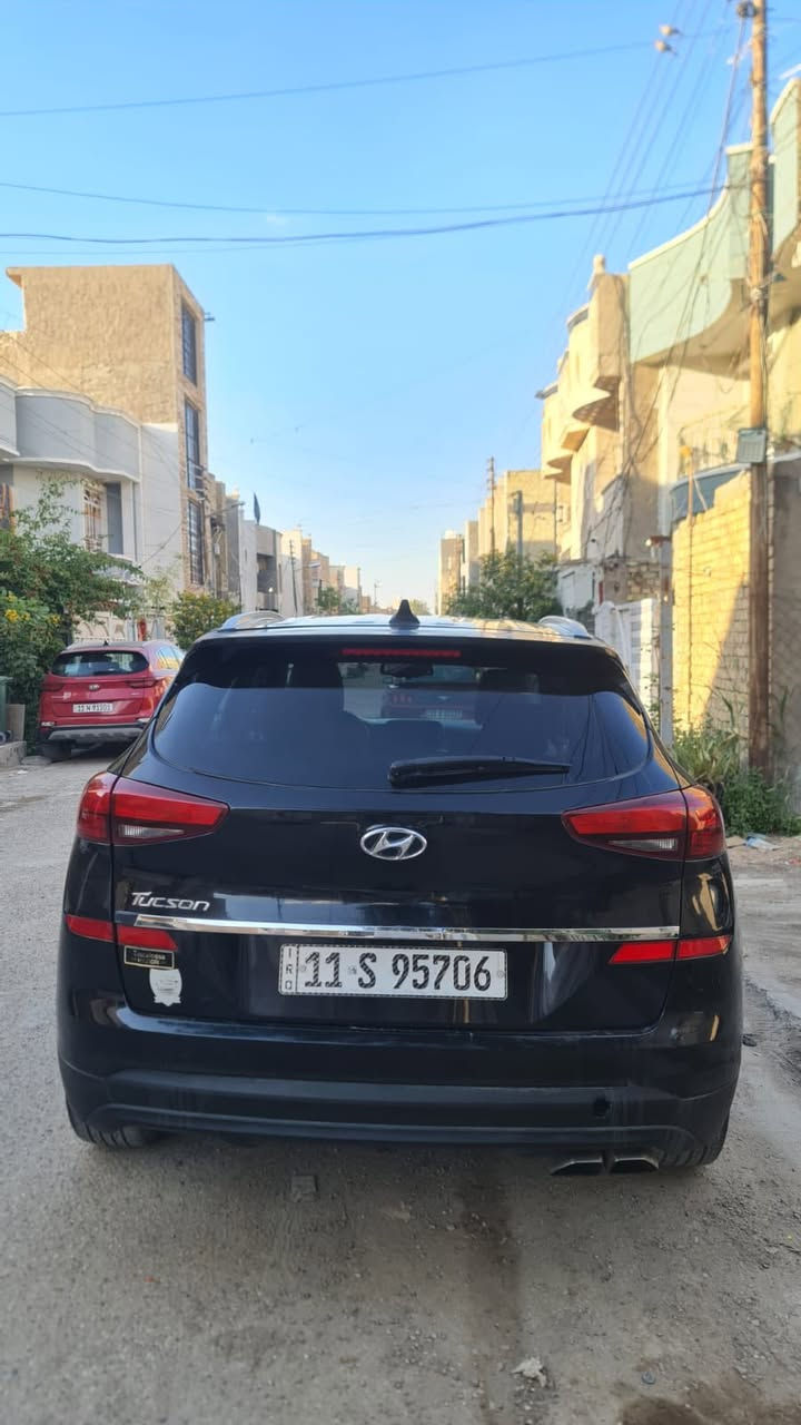 توسان وارد امريكي موديل 2021
محرك 2.4Gdi
ماشيه 64ميل
حادث بنيد وجاملغين 
وصندوق كلير
شاشه كبيره 
ابل كار بلي و اندرويد اوتو 
كشنات تدفئه 
حساس امامي وجانبي 
نضام قياده سبورت ونورمل
150ورقه وبيها مجال
للتواصل على الرقم التالي ***********
