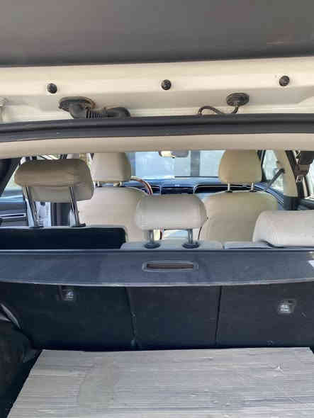 السلام عليكم توكسان 2024 السياره خير من الله ماشيه 22الفبيه طخه بصيطه مثل ما موضح الكم في الصوره اي استفسار ع الرقم ***********. السعر خاص
