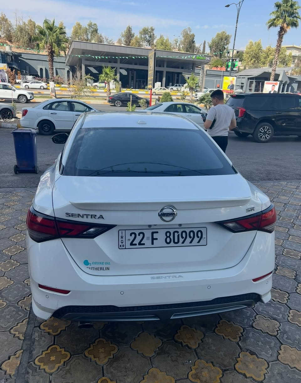 نيسان سنترا 2021 SR بلس فول مواصفات اللون ابيض رقم اربيل سنوية بأسمي تحويل ثاني يوم حادثها موضع بالسونار السيارة صدر كير محرك مكفول لغد شاصي مكفول 
المواصفات رادار 360 درجة توقف ذاتي قيادة الية تحديد مسار نقطة عمياء فتحة شاشة كبيرة كاربلي كشن كهرباء ستيرن تدفئة كشنات تدفئة الكشنات كلها جلد السيارة بصمات عدد 4 كاميرة 360 درجة لايتات عدسات وحاجب السيارة انارة LED كلها بلادي سماعات ومضخم بلادي ماشية 60 تقريبا تخم تاير جديد صدر جديد تبريد وتدفئة مناخي منفصل ويل كب بلادي باتري جديد وبعد بيها هواي مواصفات العنوان بغداد الدورة السعر 130 ورقة وبيها مجال للشراي للتواصل ***********
