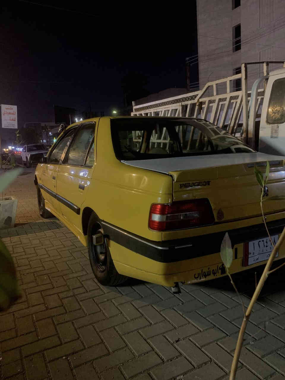 الهم صلي على محمد وآل محمد
السلام عليكم شباب
بيجو أكد 
موديل 2016 مشروع وطني
كفاله عامه 
كير مكينه صدر خير من الله
تخم تاير جديد 
تبريد نقص غاز فقط
تجاوي ناصيه
سياره احله من صور بعد شرط
مكان بغداد السيديه
السعر 37بيها مجال حق الجيه فقط رجاء
الرقم ***********
