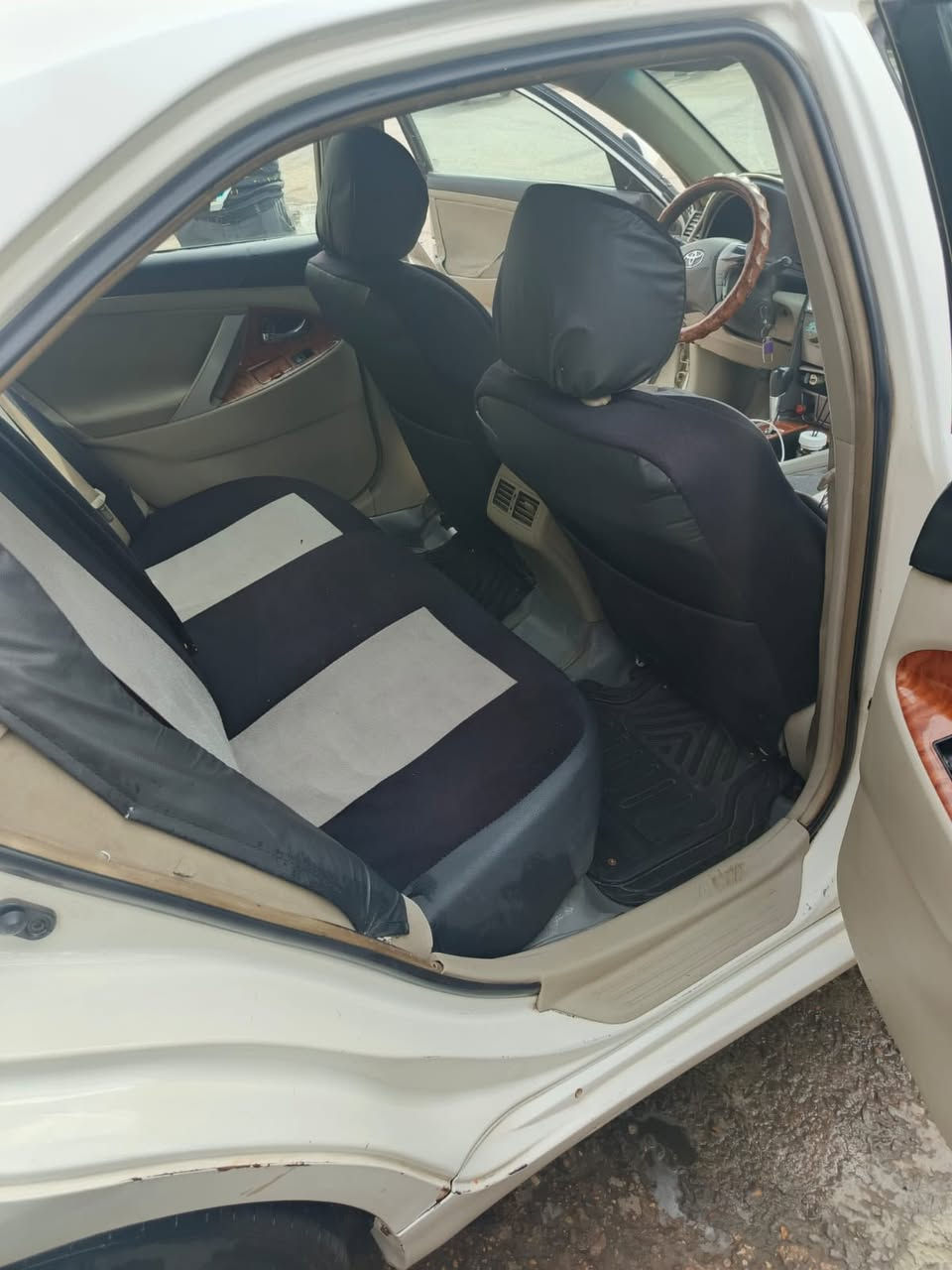 كامري 2008
سياره بسمي تخم تاير كهربائيات كله شغاله مصبوغه حزام  وباخه شاصي
تبريد شغال كير ومكينه مكفولات سعر 90 بي مجال 
بغداد شارع حيفا
***********
