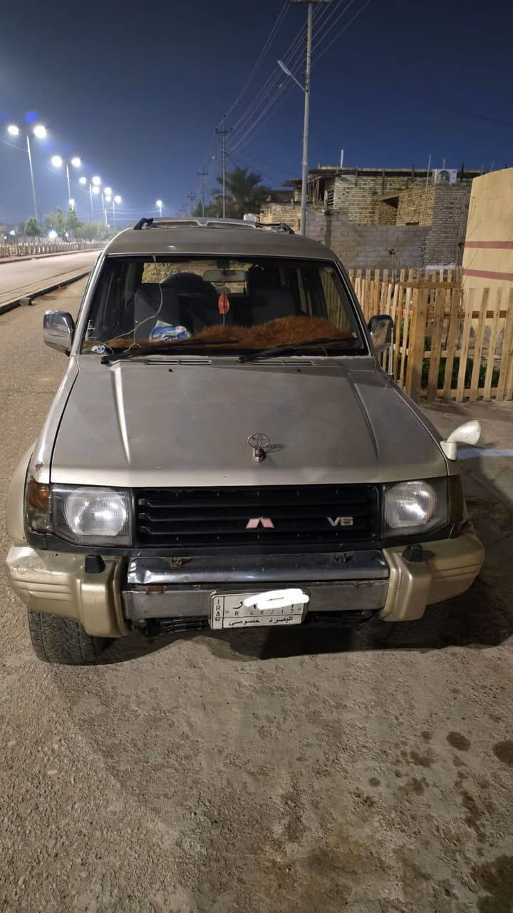 السلام عليكم سياره ميتسوبيشي باجيرو للبيع العنوان ميسان السعر 50 السياره جاهزه گير محرك حداده تخم تايرات لتواصل او الاستفسار الاتصال على الرقم ***********
