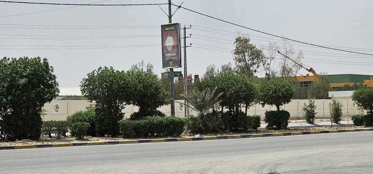 🛑 حياكم الله متابعينا الكرام... الملاك للعقارات كربلاء
 
🛑 2 دونم على بزل رئيسي في التخطيط العمراني يعتبر شارع المطار مستقبلا الواجهة 50 تقريبا والباقي نزال جميع الخدمات متوفرة وقريب من شارع النجف عمود 1141 بمسافة كيلو تقريبا وعن مركز المدينة 16 كيلو يصلح ( منتجع _ قاعة استراحة _ سكن _ مشروع استثماري )

🛑 جنس الأرض طابو زراعي سند 25 تحويل أسهم بأسم المشتري 
🎬 يوجد فيديوا بالتعلقيات يوضح المكان والبعد الحقيقي من الشارع العام

أي إستفسار يرجى الاتصال أو المراسلة على الأرقام التالية: 
               محمد أبو ملاك الحسناوي 
☎️ ***********   ☎️***********
