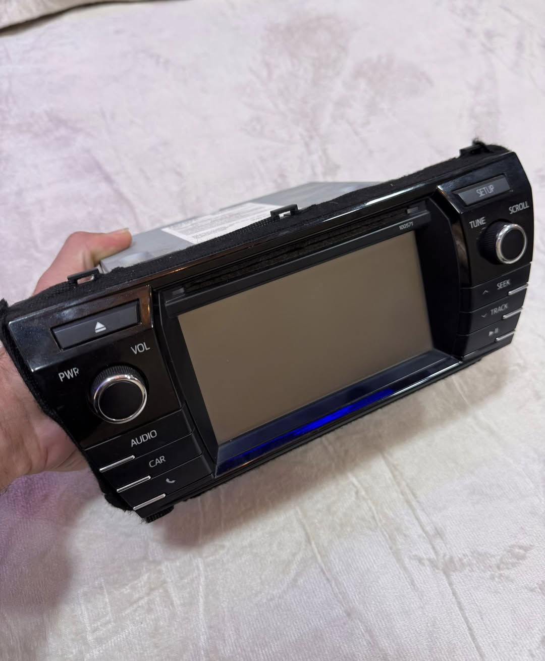 .
شاشەی کرۆلا مۆدێل
۲٠۱٤ـ۲٠۱٥ـ۲٠۱٦
زۆر پاک و بێ کێشەیە
٤٥ هەزار شوێن سلێمانی
0770 661 31 41
