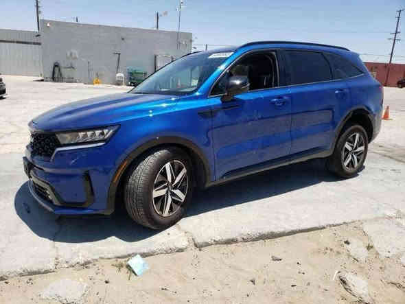 السلام عليكم..كيا سورنتو 2022 لون ازرق بحري حادثها بالدعاميه بدون اي قطعه تبديل السياره كلها بلادي + خسفه اباب السايق السياره كلها ليبل واحد  رقم جديد بغداد السنويه لغايه 2029 بأسمي بدون مراوس
تشغيل بصمه .بصمه أبواب وترحيب اناره باليدات  
محرك 2500تيربو
7راكب .Vip كشنات منفصل 
كشنات جلد تدفئه امامي وخلفي كشن السايق كهربائي
كامره دواره +كامره مانع صدمات + توقف عند الرجوع 
شاشه كبيره ابل كار بلي 
تحديد مسار وسياقه ذاتيه 
شاحن لاسلكي + 4 انظمه قياده 
سايد بريك دكمه + فول تحكم ستيرن +نزول منحدرات 
تشغيل عن بعد لد زنون ابيض عالي ناصي + اشاير بالمري باب الصندوق كهربائي
كلين بدون اي قطعه صبغ او تبديل 
مواصفات EX
بجم كبس 
تبريد شركه قطعتين 
ماء الراديتر شركه 
كلها ع وضع الشركه 
ماشيه 33 الف ونص حقيقي 
السعر 275 وبيها مجال بسيط للإستفسار الاتصال ع الرقم 
***********
