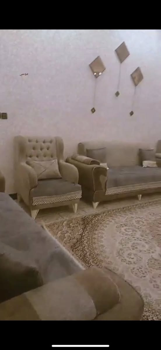 تخم ١٠ مقاعد نضيف اخو جديد مكان بغداد حي اور سعر ٦٥٠ بي مجال


**إذا كنت صاحب هذا الإعلان وتريد حذفه لأي سبب، رجاءا أرسل رسالة إلى الدعم الفني**