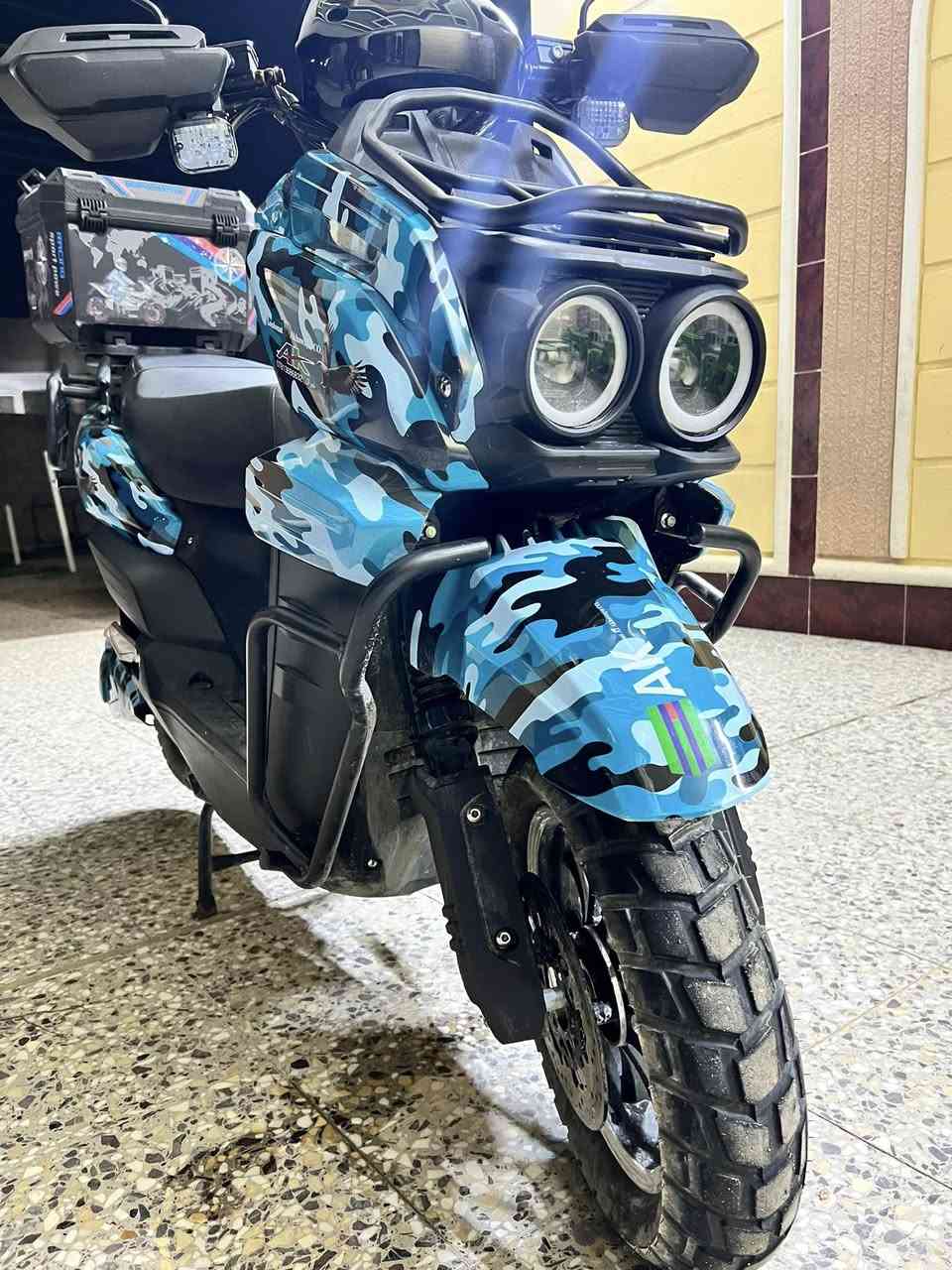 السلام عليكم للبيع دراجه شحن اباچي جديد اجدد من الصور مكان الخالديه الاتصال علئ الرقم ***********
