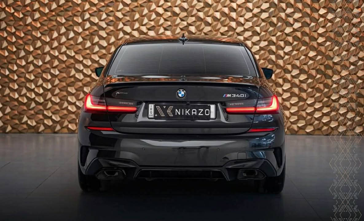 BMW   M340i
فول فول مواصفات 6 سلندر تيربو 1/1 ضرر فقط بونيد بدون دواخل ايرباك ستيرن طاگ 
ماشيه 40,000mi
***********
سعر 360 ورقه
عنوان اربيل أربيل, العراق
