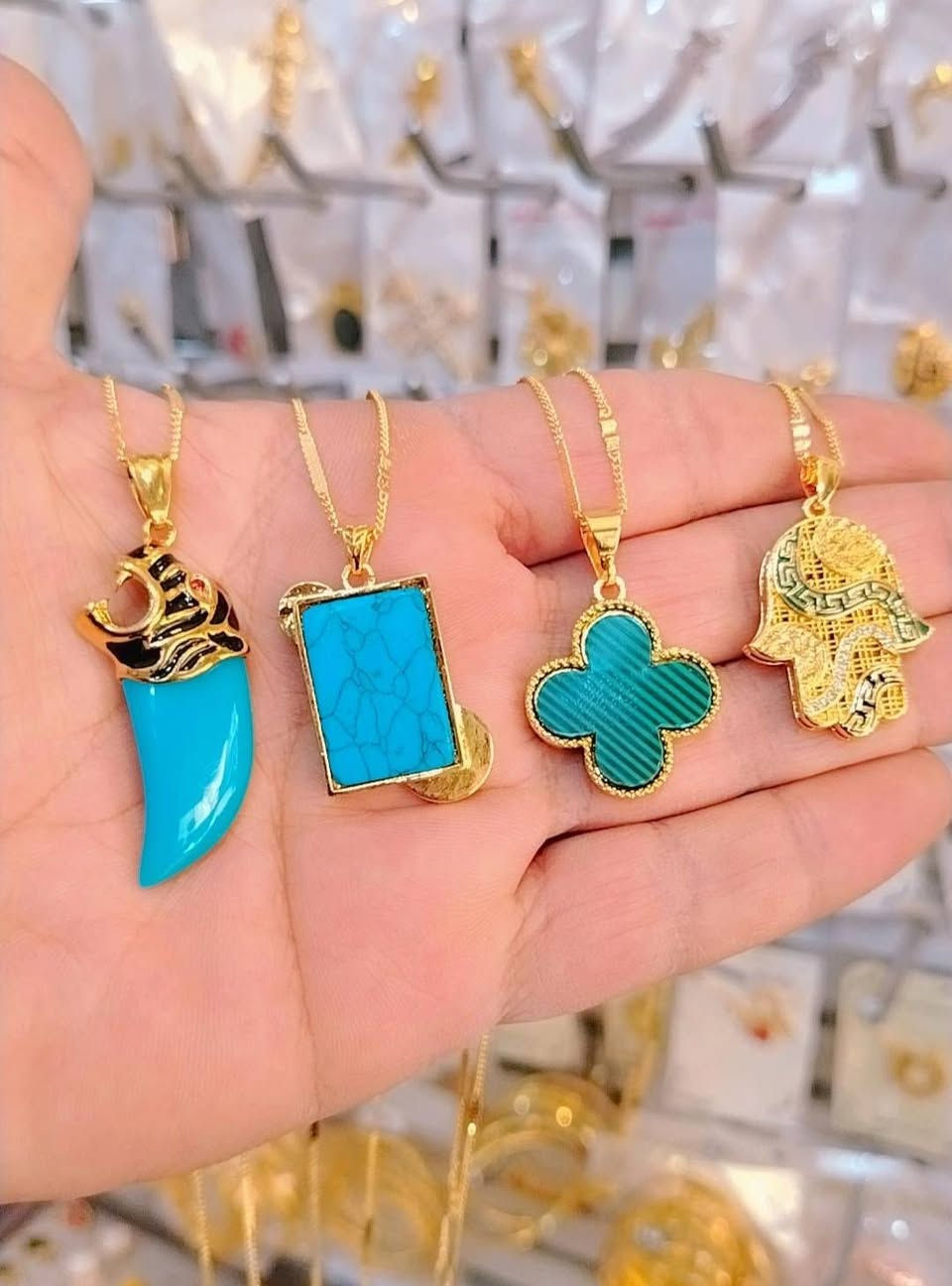 💞قلائد ذهب برازيلي💕
🌹نزاكه وجمال 🌹


**إذا كنت صاحب هذا الإعلان وتريد حذفه لأي سبب، رجاءا أرسل رسالة إلى الدعم الفني**