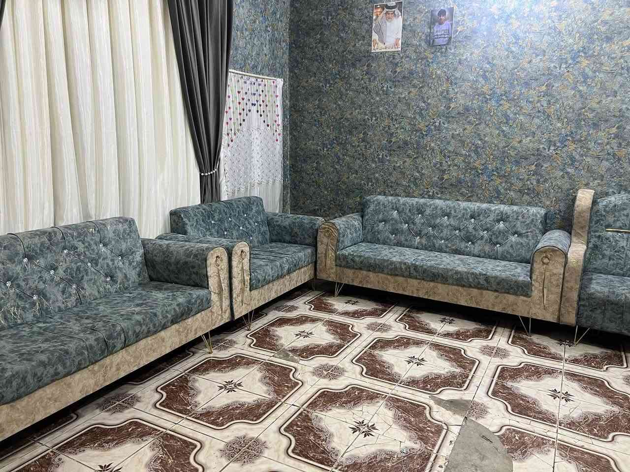تخم مستخدم بس نضيف كلش وقوي تزكام تركي نقص كرسي واحدسعر٢٥٠وبيه مجال لشراي مكان ناصريه ***********
