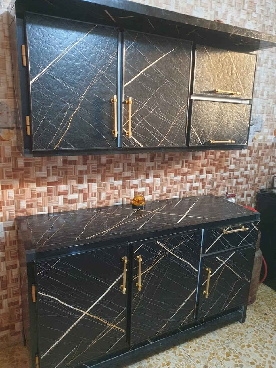 كاونتر جديد مستعمل فقط شهر نضيف كلش وقوي من الداخل والبيبان اسود حجري سعره ٣٥٠ بغداد اشعب


**إذا كنت صاحب هذا الإعلان وتريد حذفه لأي سبب، رجاءا أرسل رسالة إلى الدعم الفني**